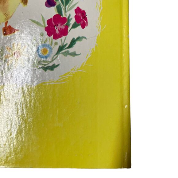The Fuzzy Duckling Vintage Golden Book Large 1977 Children’s Hardcover - Picture 8 of 14